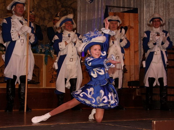 Blau-Weiss   102.jpg